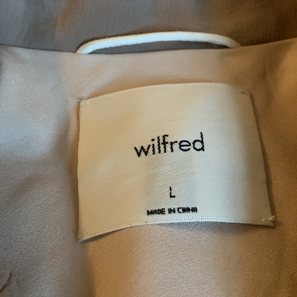Aritzia - Wilfred Cherrelle Blazer in Chasm - Picture 6 of 11